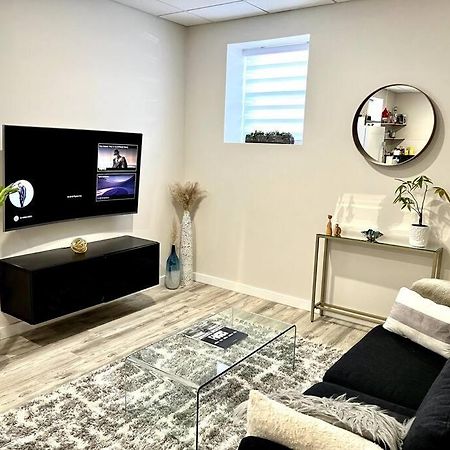 Luxury And Cozy 1 Bed Condo In The Heart Of プロビデンス エクステリア 写真